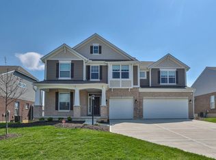 684 Newton Dr, Beavercreek, OH 45434