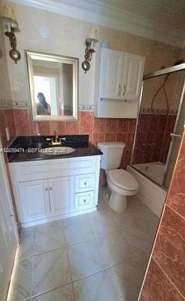 5th image of 5813 SW 140th Ave