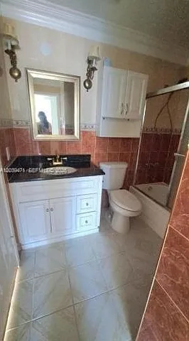 5813 SW 140th Ave — Photo 5