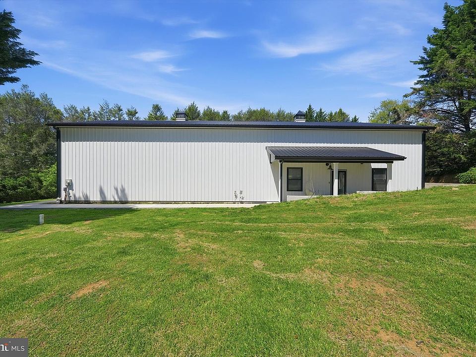 1st image of 238 Buttonwood Rd