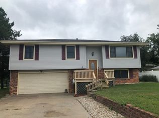 917 W Spruce St, Junction City, KS 66441