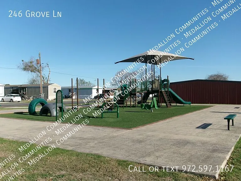 246 Grove Ln — Photo 15