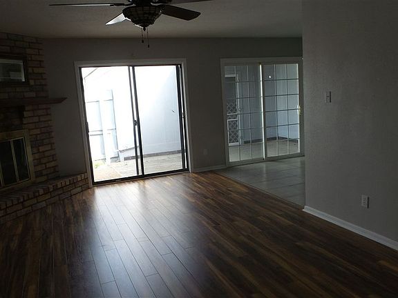5th image of 560 Yorktown Ln