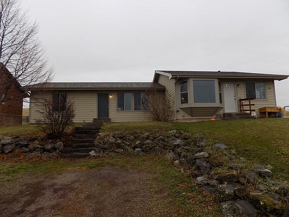 2nd image of 509 22nd Ave W #1