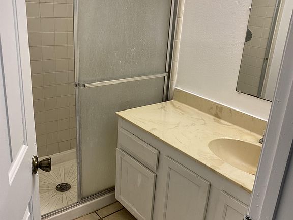 3rd image of 3988 Versailles Dr #3988C