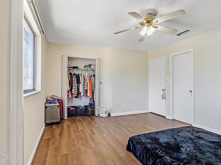 188 W Sandalwood Ct — Photo 12