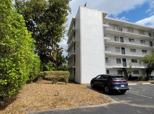 8540 N Sherman Cir APT 101, Hollywood, FL 33025