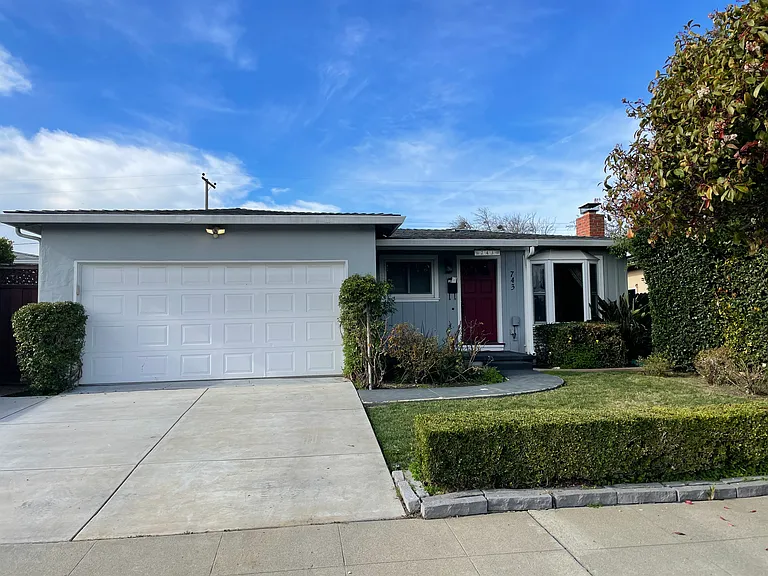 743 San Ramon Ave — Photo 1