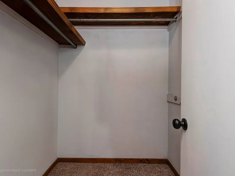 2626 N Wildberry Ct — Photo 9
