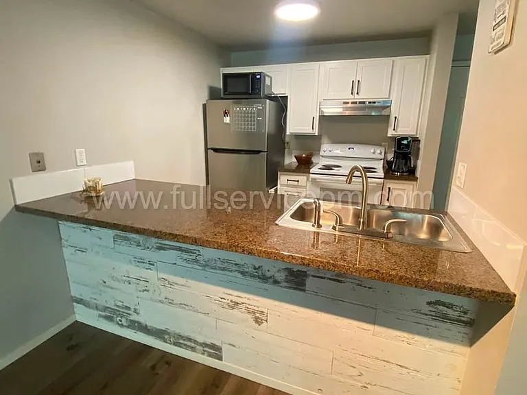 9416 1st Ave NE #108 — Photo 19