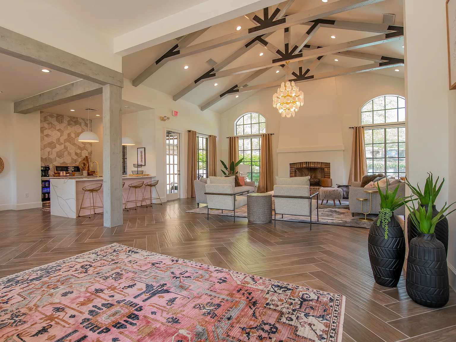 Arbors of Pleasant Valley Apts — Photo 4