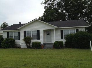 827 Old Bremen Rd, Carrollton, GA 30117