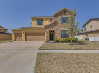 761 Reflection Cove Rd E, Jacksonville, FL 32218