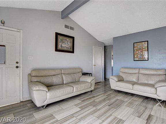 5th image of 4306 Lariat Dr