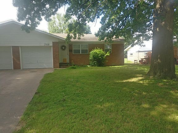 3rd image of 19085 Westwood Ave #1/2