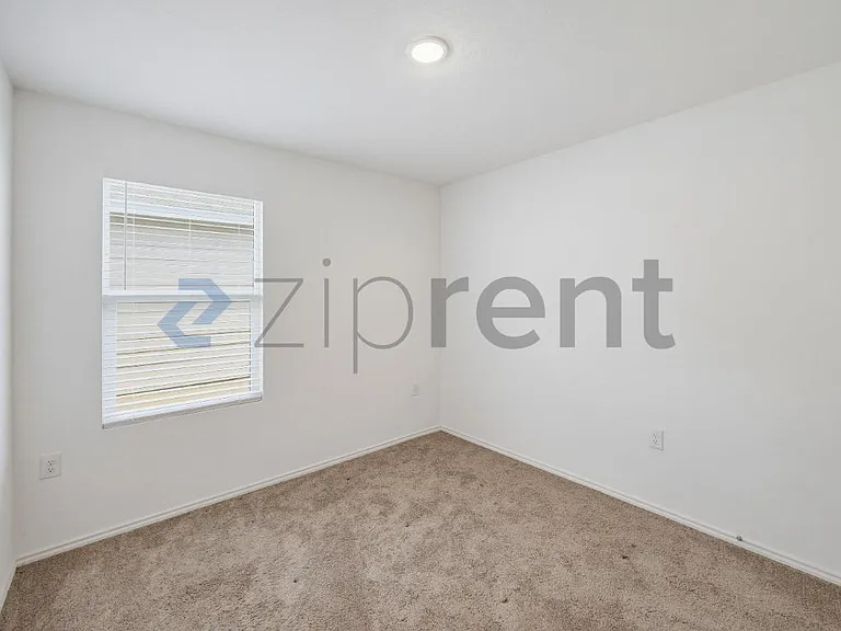 4431 Martin Way — Photo 14