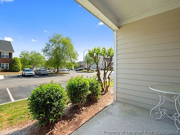 4th image of 3129 Wisteria Ln Unit 101