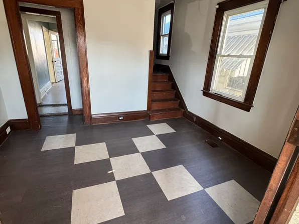 2774 Elmwood Ave, Huntington, WV 25702