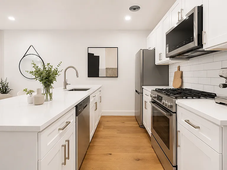 105 Carroll St #4A — Photo 4
