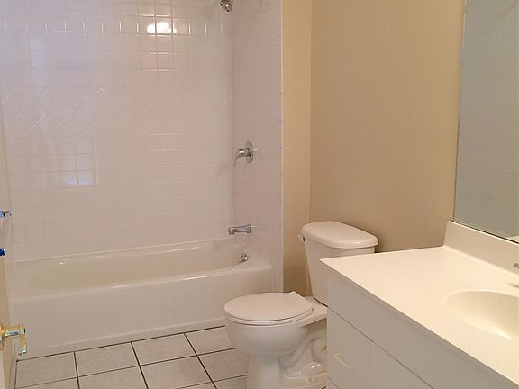 full bath upstairs