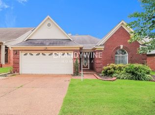 6411 Persimmon View Dr, Memphis, TN 38135