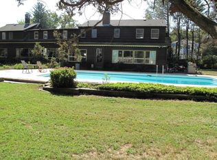 9 Pratt St, Avon, MA 02322