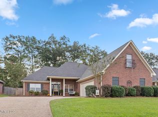 115 Sara Fox Dr, Brandon, MS