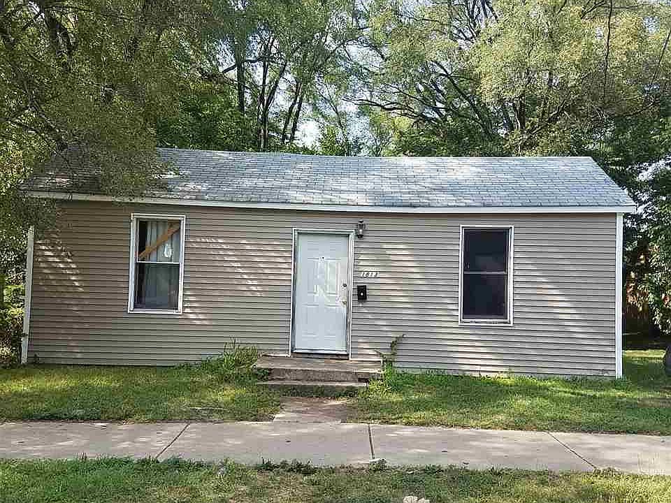 1st image of 1813 W Kettelle St