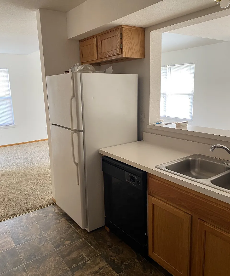 3 bed, 2.5 bath, 1473 sqft, $1,550 — Photo 4