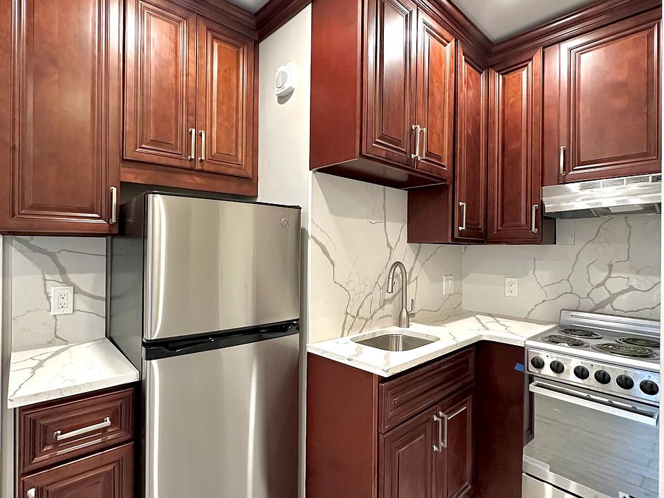 1st image of 1150 Cambridge St #2