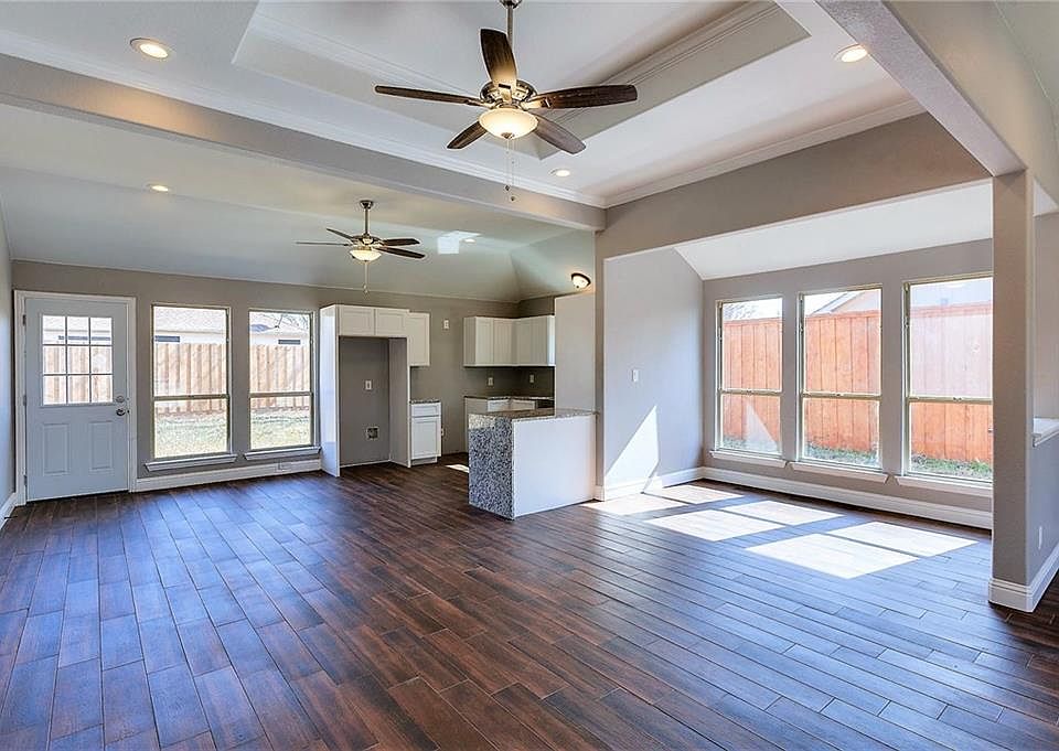 1st image of 3213 Glen Hill Dr