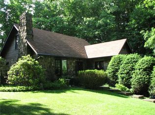 308 Teakwood Rd, Butler, PA 16001