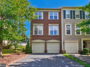 9189 Cascade Falls Dr, Bristow, VA 20136