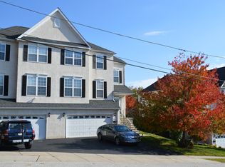 300 Moir Ave, Conshohocken, PA 19428