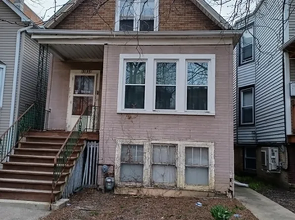 3135 N Central Park Ave, Chicago, IL 60618