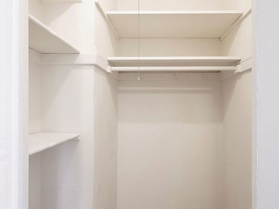 4th image of 400 E 50th St APT 5F