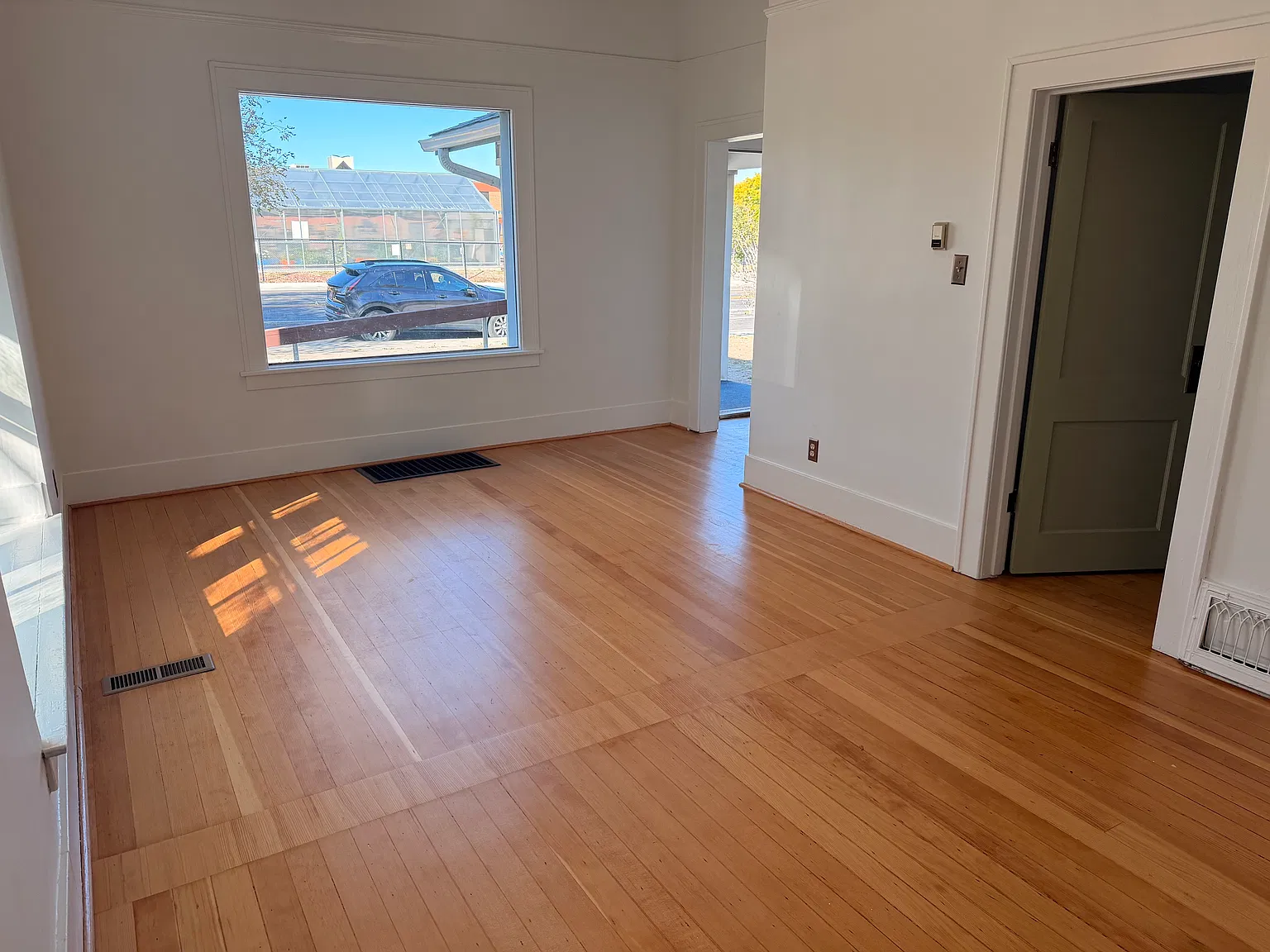 833 South Center Street - 1 — Photo 4