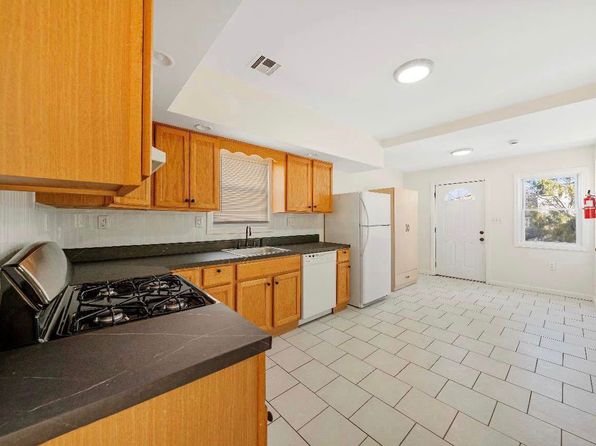 455-457 W End Ave #2A