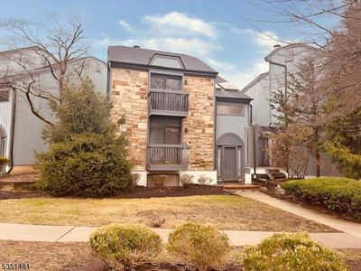 57 Kensington Ct, Hackettstown, NJ, 07840