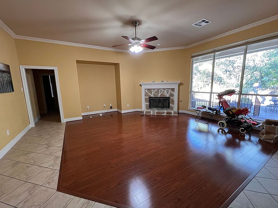1st image of 1219 Pine Forest Cir
