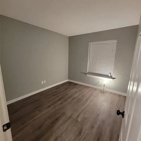 3902 Glen Knoll Ct — Photo 7