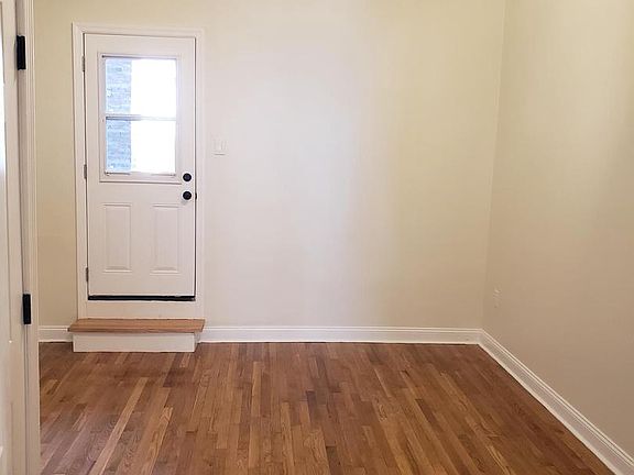 3rd image of 327 Race St #2A