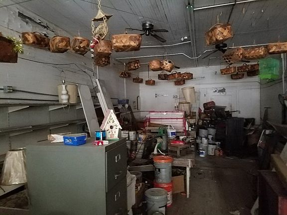 3rd image of 622 Crawford Ave