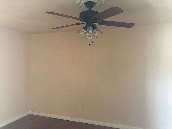 3rd image of 1306 S San Jose Dr
