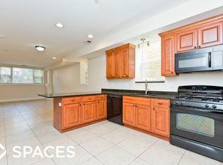 2141 W Superior St, Chicago, IL 60612
