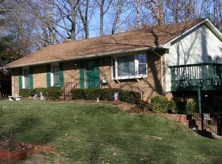 529 Fagan Dr, Fredericksburg, VA 22405