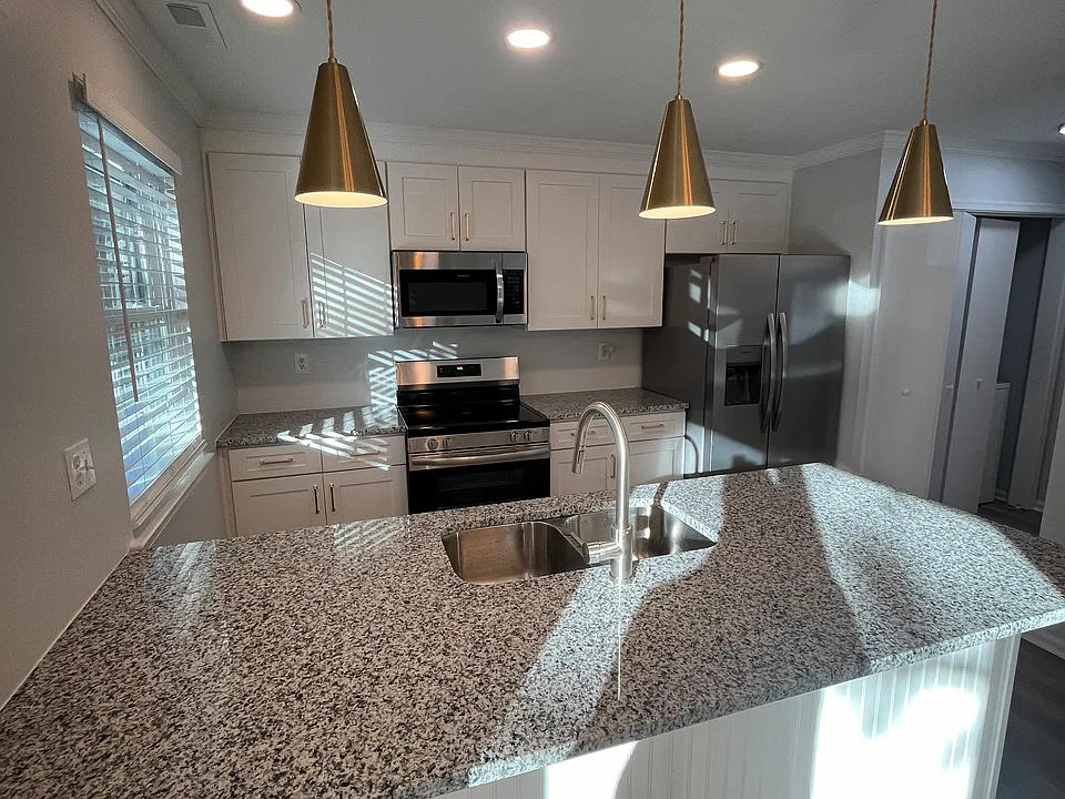 132 Castilian Dr