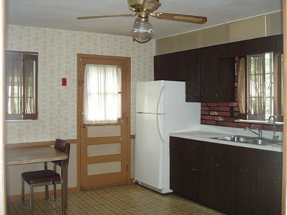 5th image of 6-06 Burke Pl