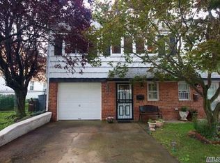 923 126th St, Flushing, NY 11356