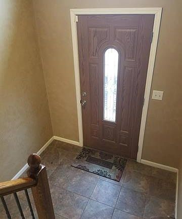 2nd image of 718 N Rockwell Ave